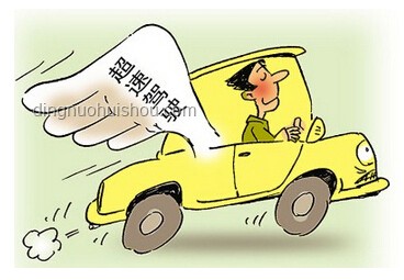 波浪线马路防超速新招，成效与争议并存